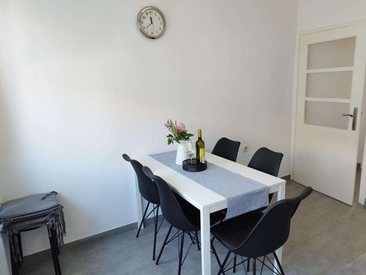Antemma Apartment Pula Exteriér fotografie