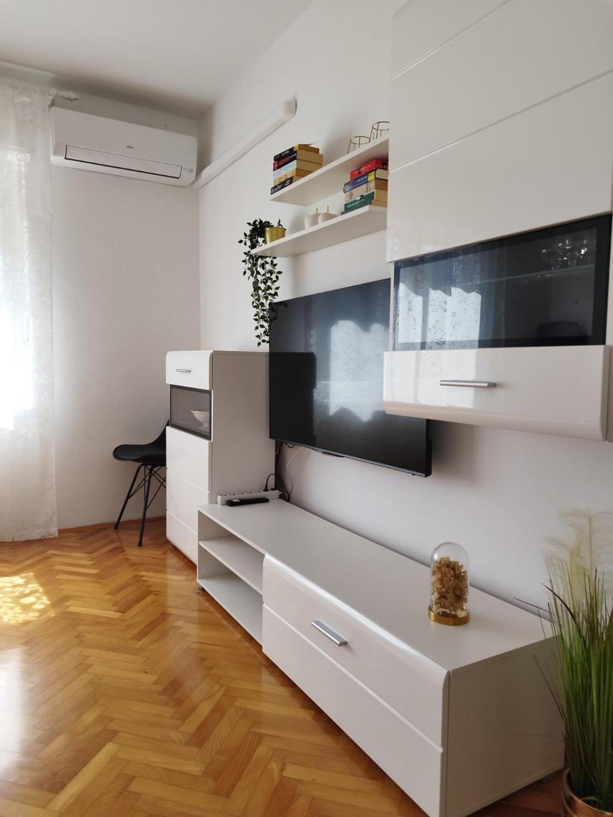 Antemma Apartment Pula Exteriér fotografie